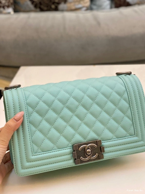 First Bag Ru CHANEL BAG 25CM BOY 0728